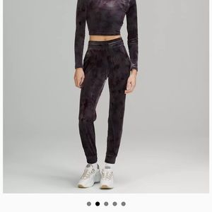 Lululemon crushed velour joggers